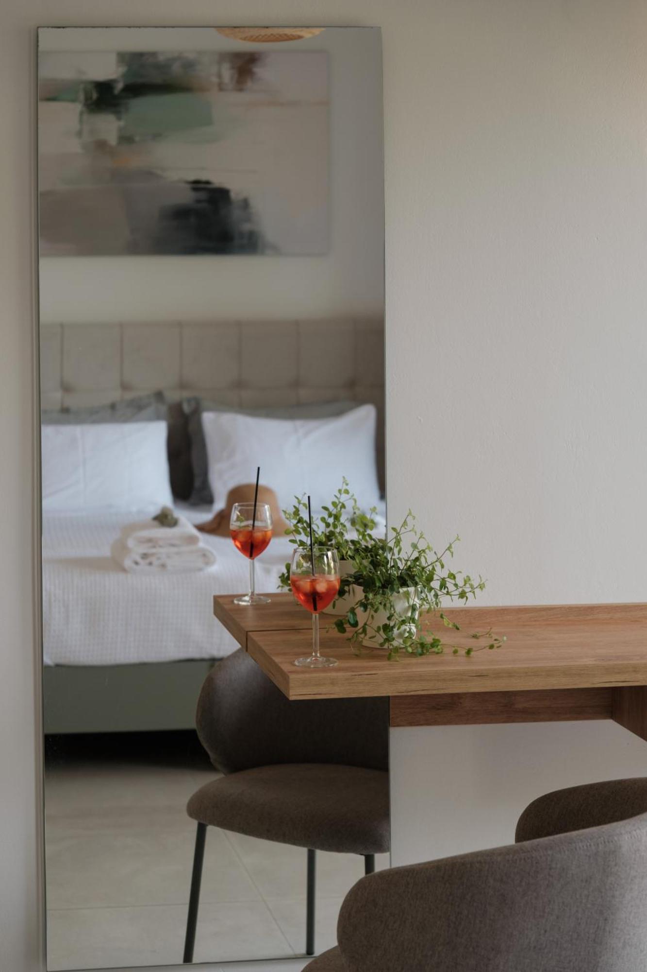 Kalypso Gouvia Aparthotel Екстериор снимка