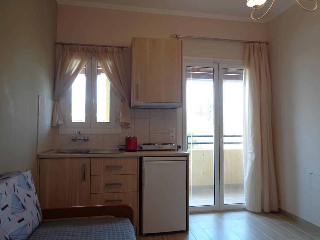 Kalypso Gouvia Aparthotel Екстериор снимка